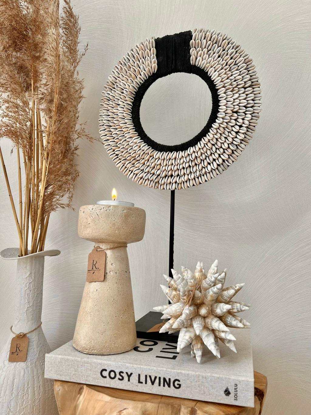 Schelpen ornament kauri zwart