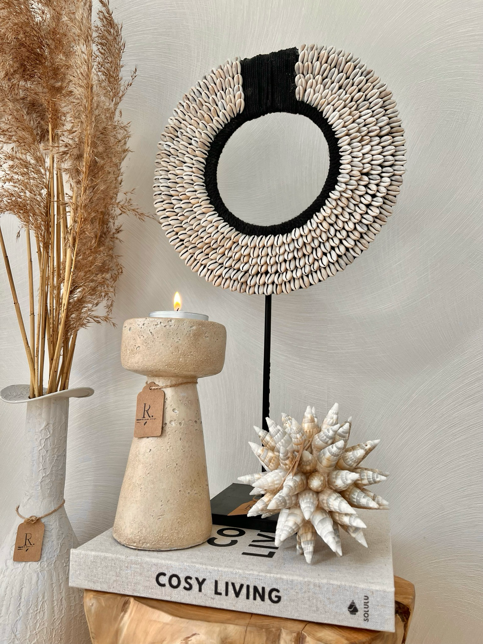 Schelpen ornament kauri zwart