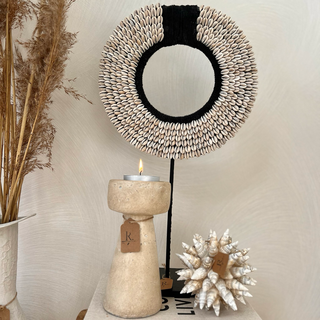 Schelpen ornament kauri zwart