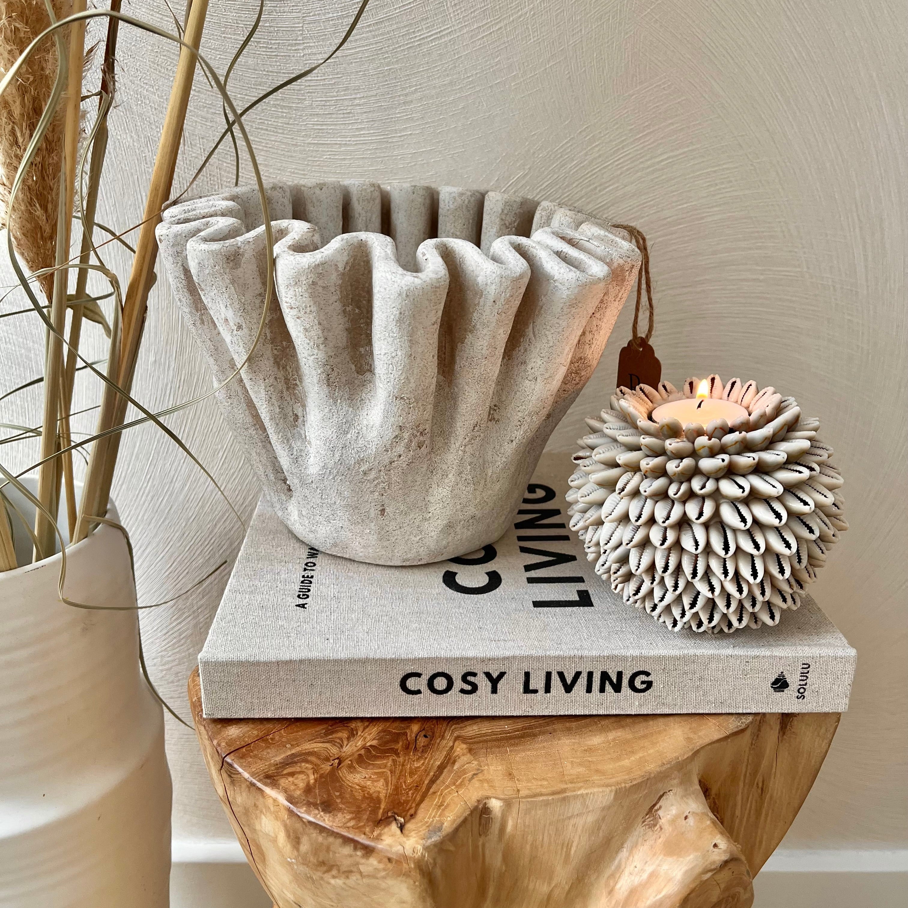 Schaal organische white