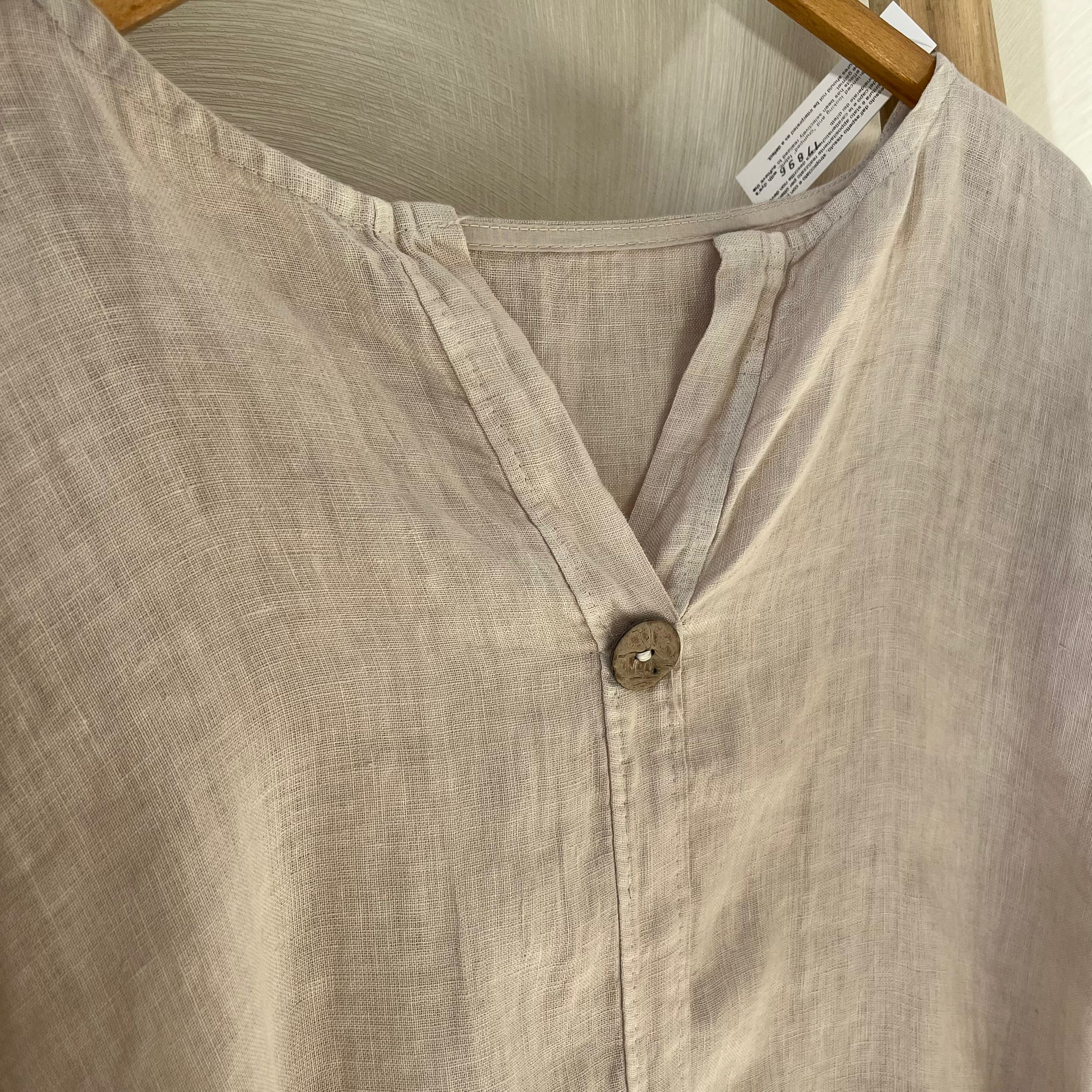 Linnen blouse met knoop