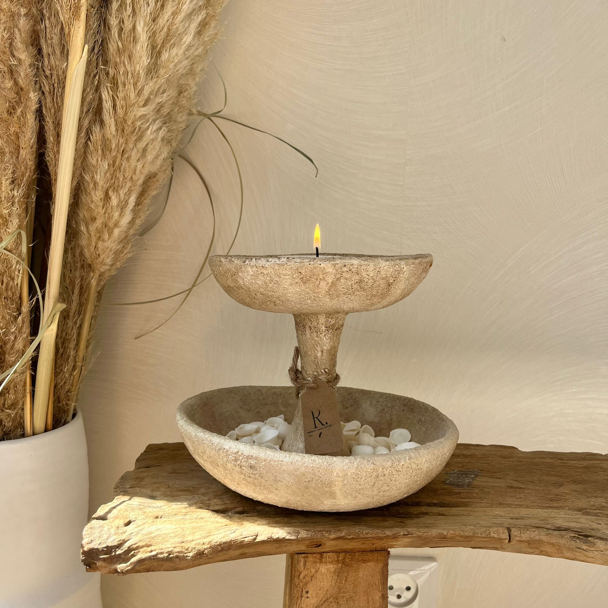Aardewerk etagere beige