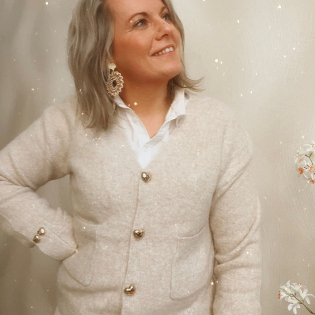 Beige vest hartjes