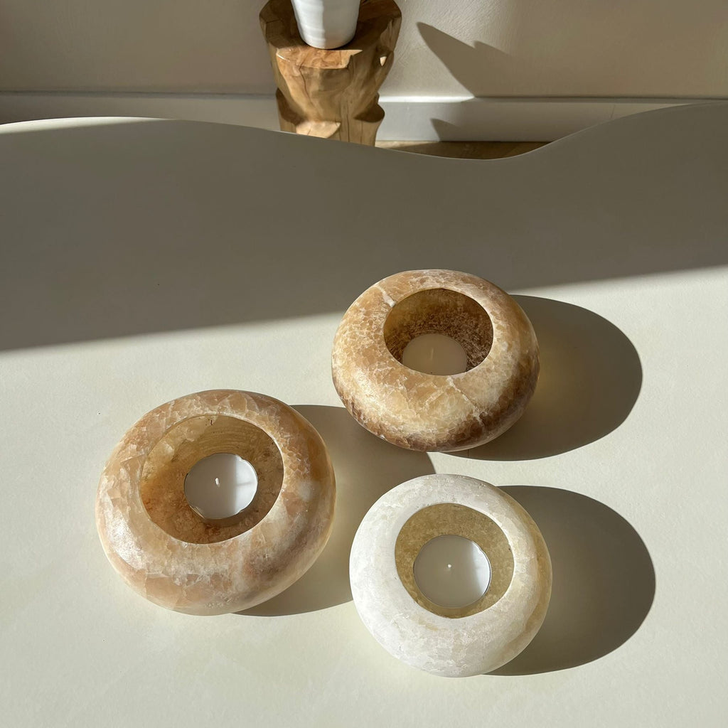 Alabaster Frisbee